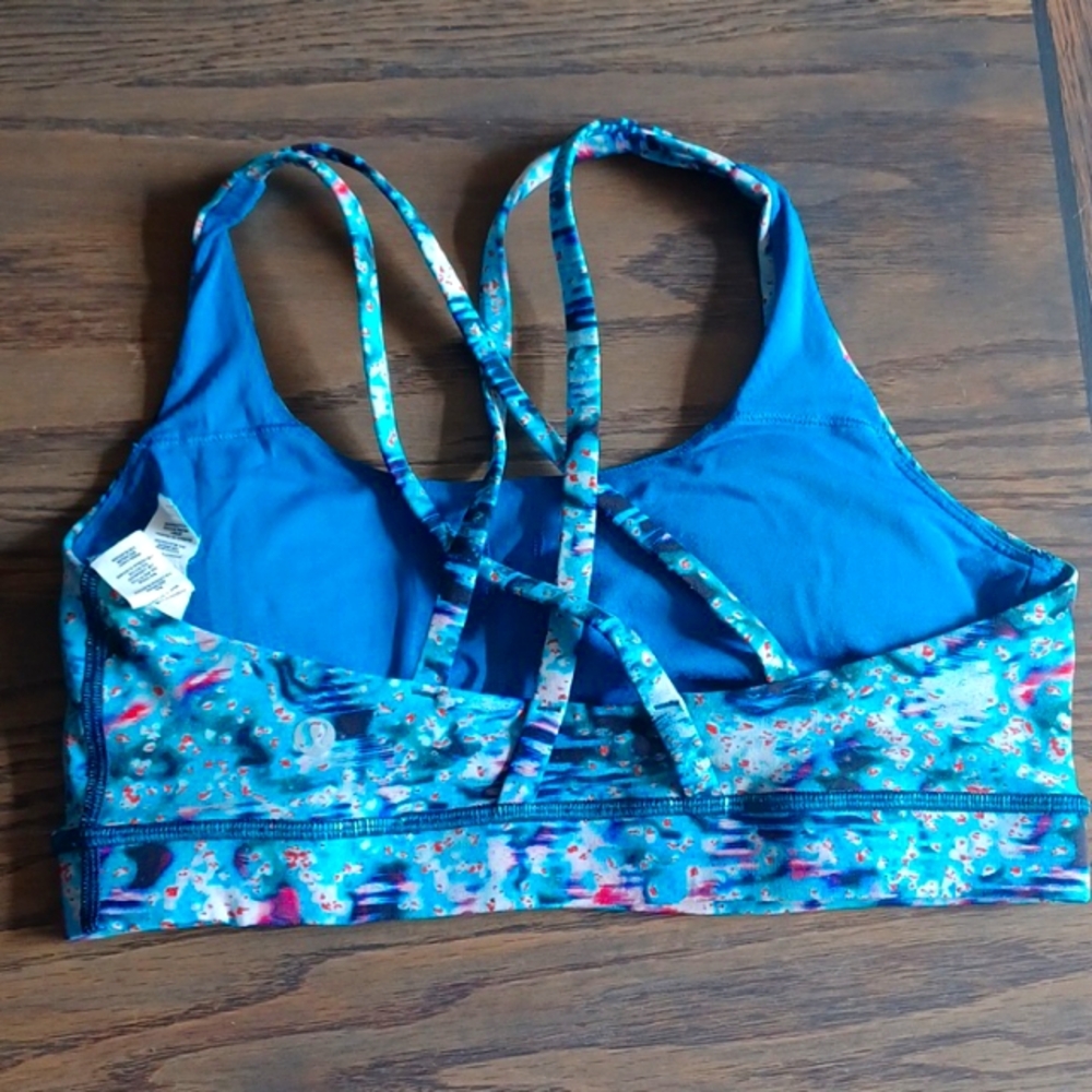 Size 8 Lululemon bra